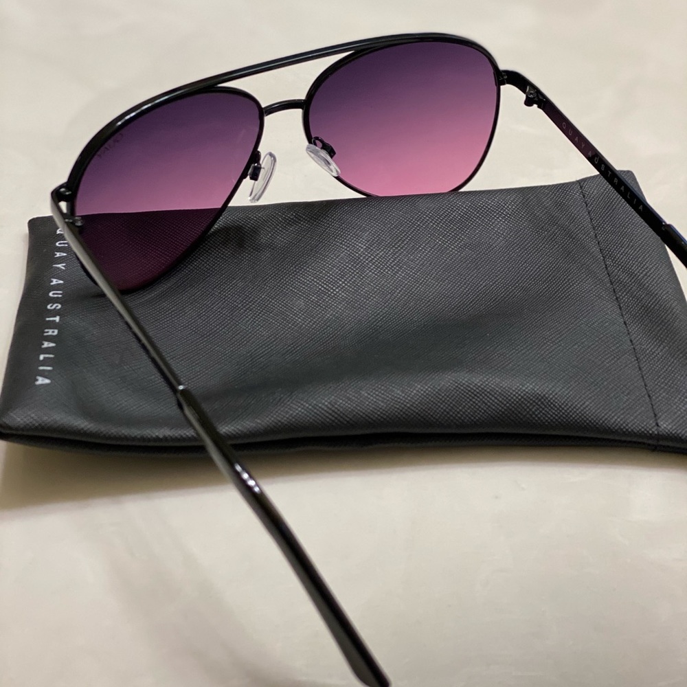 QUAY Vivienne Mini Sunglasses